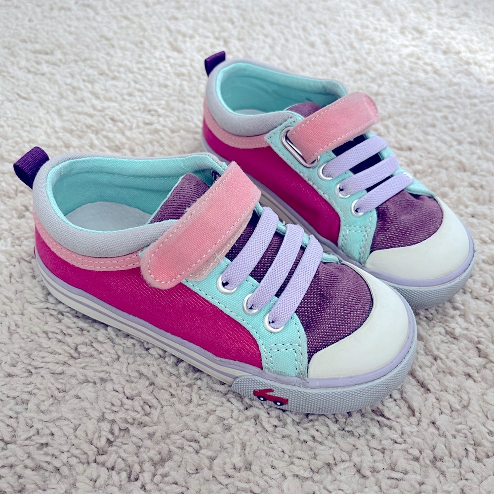 See Kai Run toddler girl’s Kristin velcro sneakers- size 10